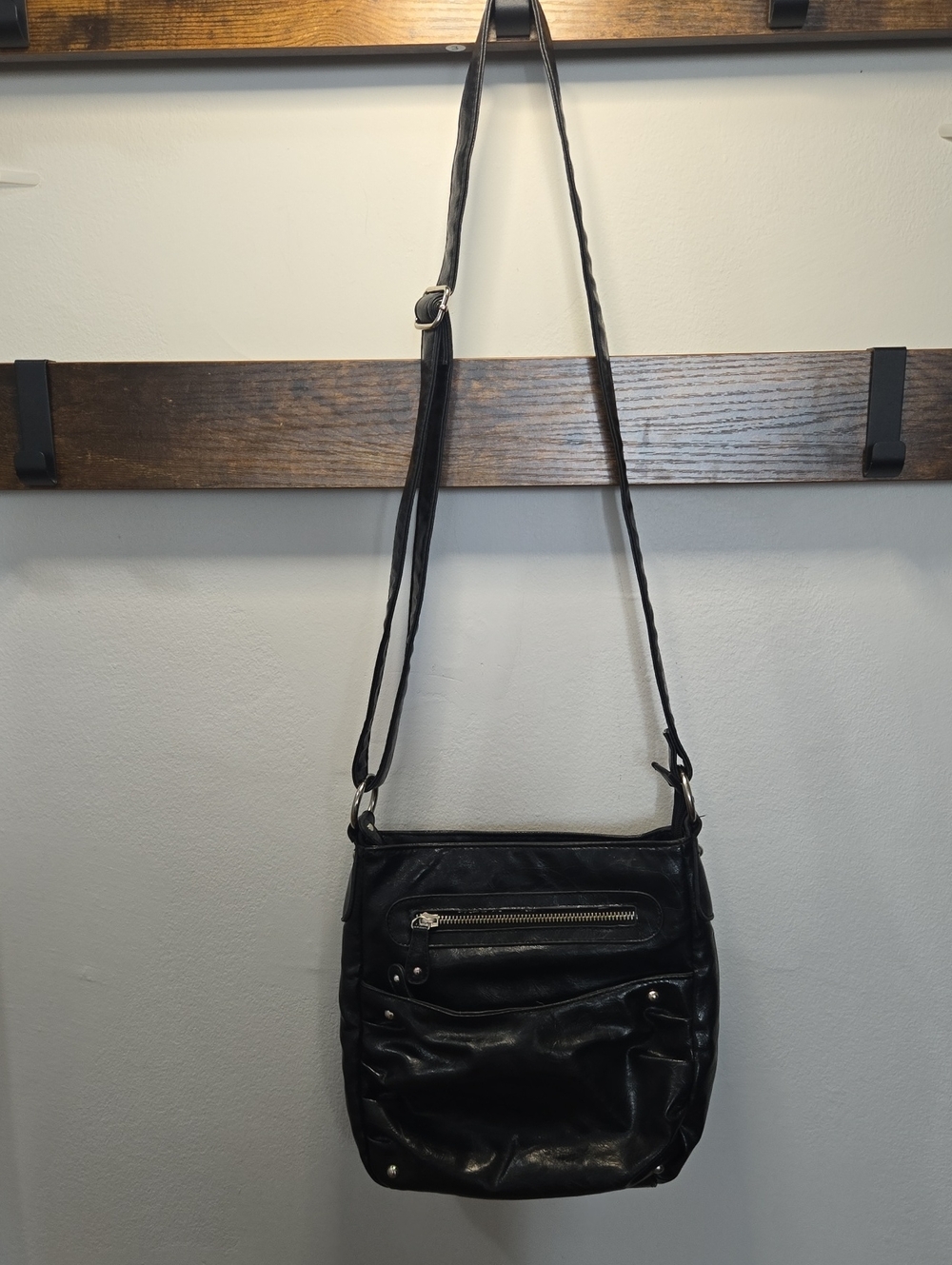Jessica Black Leather-Effect Crossbody Bag